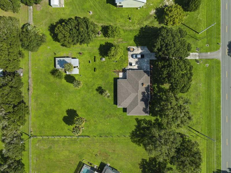 3 bedroom Single Family Residence at 2525 S Ffa Road, Fort Pierce Gardens, Fort Pierce — photo 4