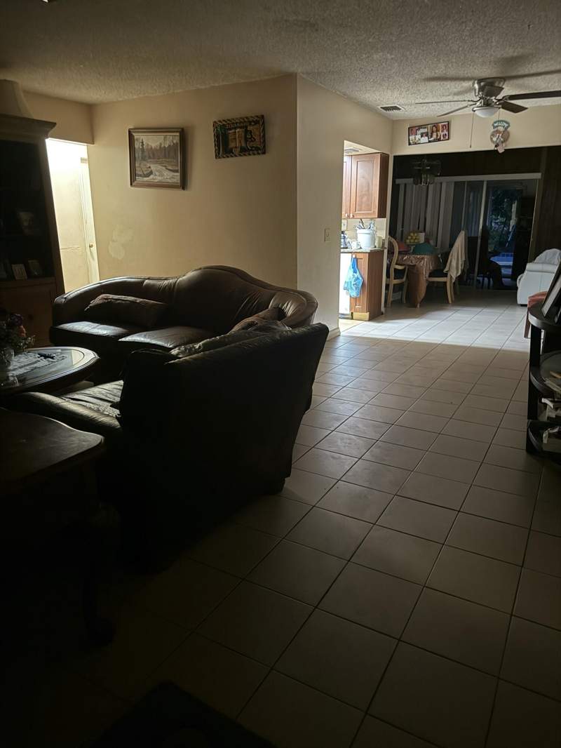 3 bedroom Single Family Residence at 433 SW 10th Avenue, Bellamy Heights Boynton, Boynton Beach — photo 4