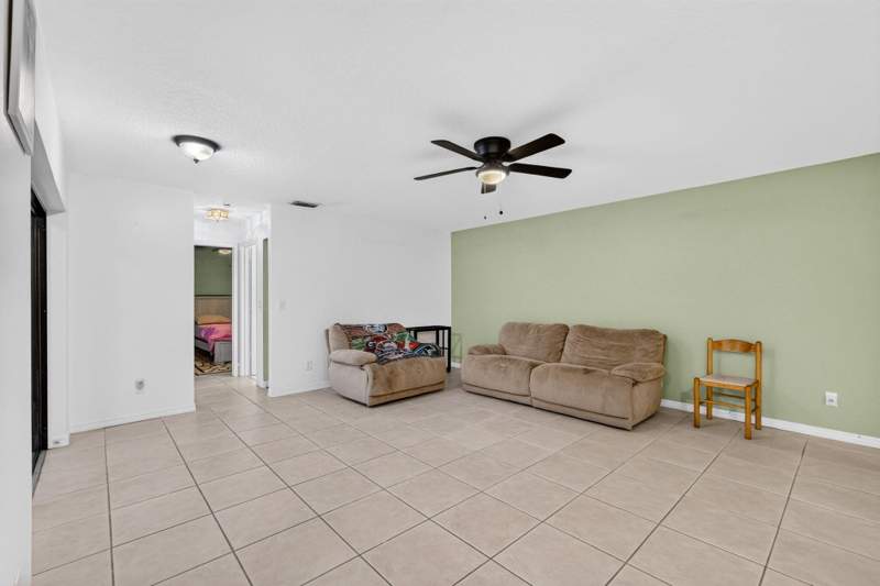 2 bedroom Villa at 1331 Peppertree Trail #A, Longwood Village Phase 1, Fort Pierce — photo 5