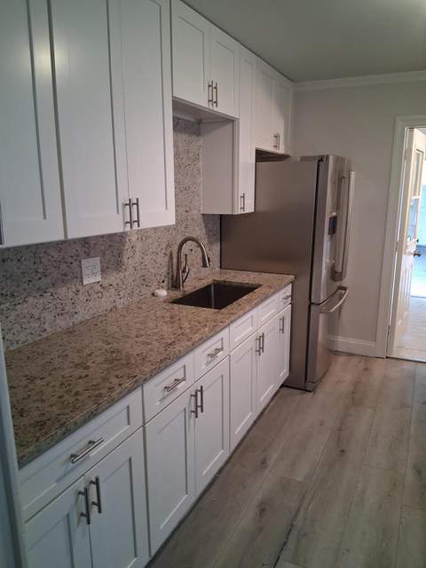 5815 Garden Avenue, West Palm Beach FL - photo 8 of 39