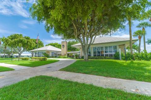 118 SW 15th Court, Boynton Beach FL - photo 14 of 36
