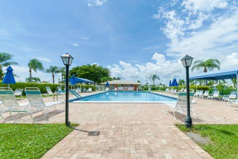 118 SW 15th Court, Boynton Beach FL - photo 17 of 36