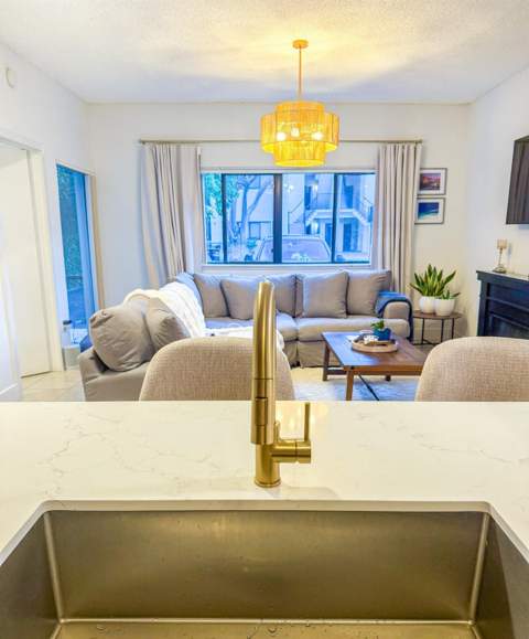 2445 SW 18th Terrace #504, Fort Lauderdale FL - photo 7 of 20
