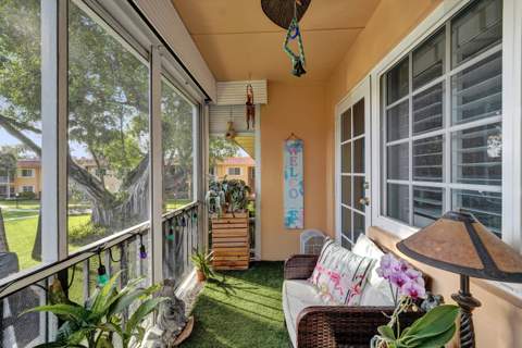 1930 NE 2nd Avenue #216L, Wilton Manors FL - photo 20 of 39