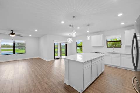 3125 Buttonwood Court, Lauderdale Lakes FL - photo 6 of 31
