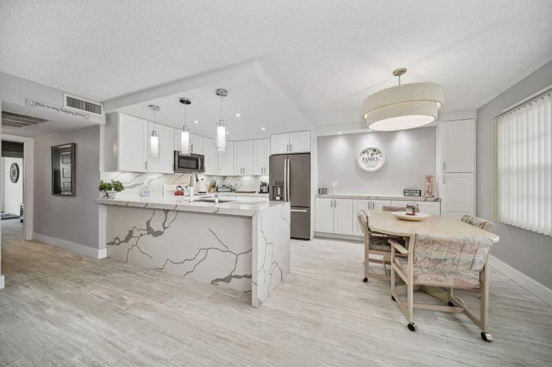 2 bedroom Condominium at 364 Wellington J, Wellington Condos, West Palm Beach — photo 2