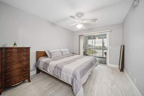364 Wellington J, West Palm Beach FL - photo 11 of 23