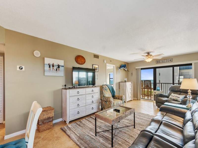 2 bedroom Condominium at 5163 N Hwy A1A #820, Ocean Harbour Condominium D, Hutchinson Island — photo 4