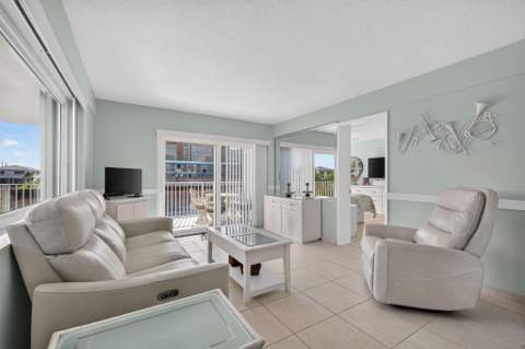 1536 SE 15th Court #210, Deerfield Beach FL - photo 11 of 50