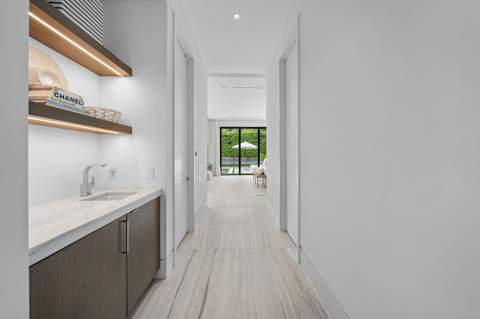 800 Seagate Drive, Delray Beach FL - photo 23 of 57