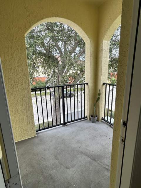 47 SE Sedona Circle #202, Stuart FL - photo 10 of 18