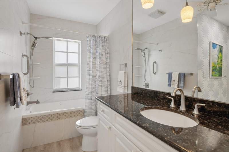 2 bedroom Condominium at 6431 Bay Club Drive #3, Bay Colony Club Condo, Fort Lauderdale — photo 2