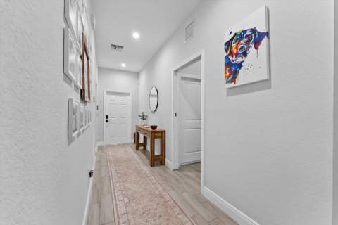 902 NW 9th Avenue, Boynton Beach FL - photo 7 of 50