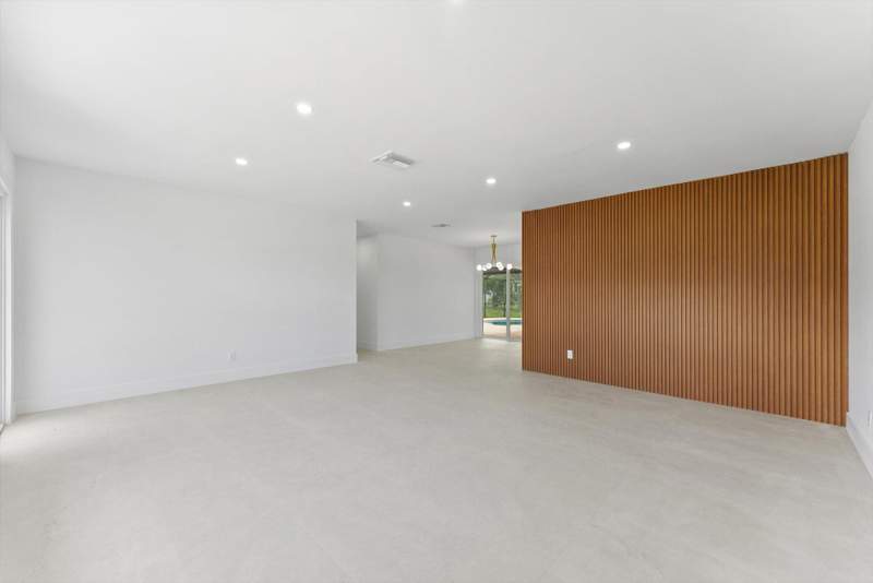4 bedroom Single Family Residence at 6873 S Plymouth Drive, Floral Park Lantana, Lake Worth — photo 5