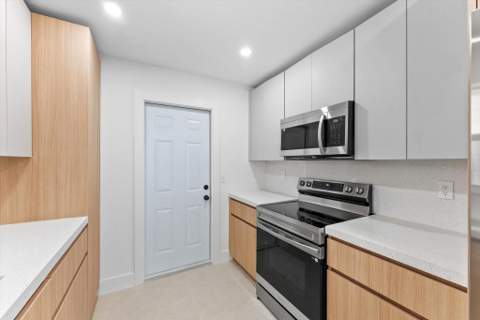 6873 S Plymouth Drive, Lake Worth FL - photo 10 of 41