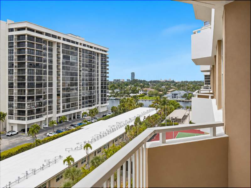 2 bedroom Condominium at 1985 S Ocean Drive #6G, Hemispheres Condo, Hallandale Beach — photo 2