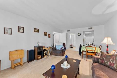1500 Crescent Circle #B215, Lake Park FL - photo 7 of 23