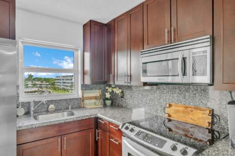 1536 SE 15th Court #404, Deerfield Beach FL - photo 21 of 49