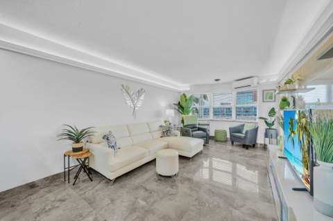 1536 SE 15th Court #404, Deerfield Beach FL - photo 9 of 49