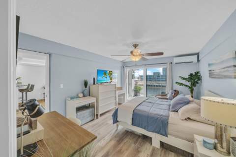 1536 SE 15th Court #404, Deerfield Beach FL - photo 13 of 49
