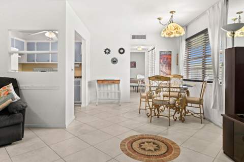 305 Norwich M, West Palm Beach FL - photo 9 of 28