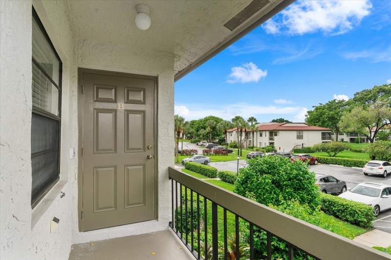 2 bedroom Condominium at 9193 Pecky Cypress Lane #6b, Cypresses Of Boca Lago Condo, Boca Raton — photo 3
