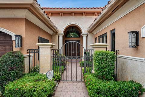 8478 Hawks Gully Avenue, Delray Beach FL - photo 8 of 119