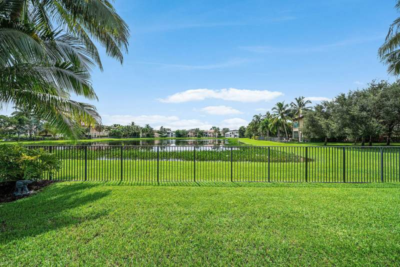 3 bedroom Single Family Residence at 8478 Hawks Gully Avenue, The Bridges , Delray Beach — photo 4