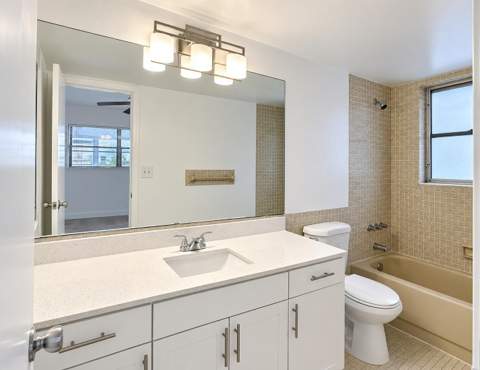 2291 NW 48 Terrace #212, Lauderhill FL - photo 12 of 19