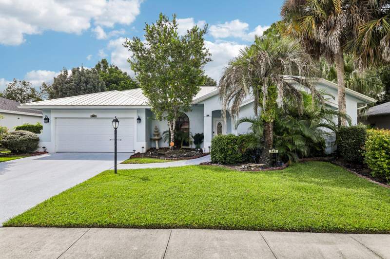 3 bedroom Single Family Residence at 141 Lexington Drive, Saratoga At Royal Palm 1, Royal Palm Beach — photo 3