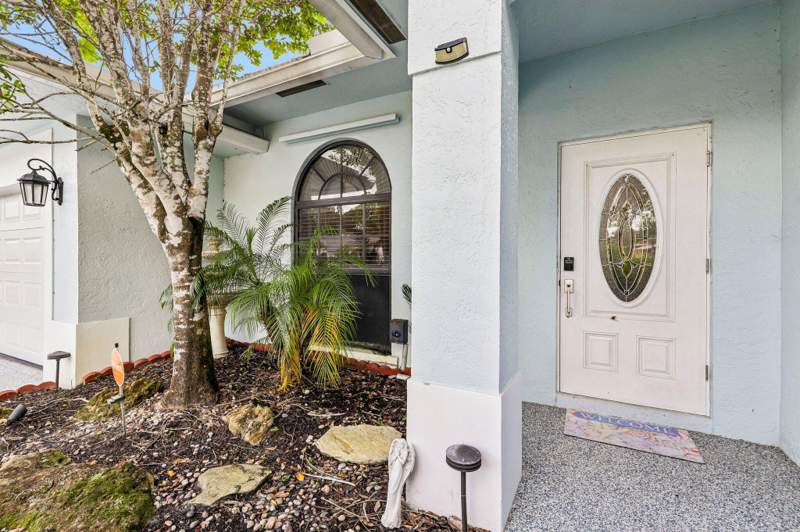 3 bedroom Single Family Residence at 141 Lexington Drive, Saratoga At Royal Palm 1, Royal Palm Beach — photo 5