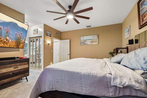 141 Lexington Drive, Royal Palm Beach FL - photo 21 of 33