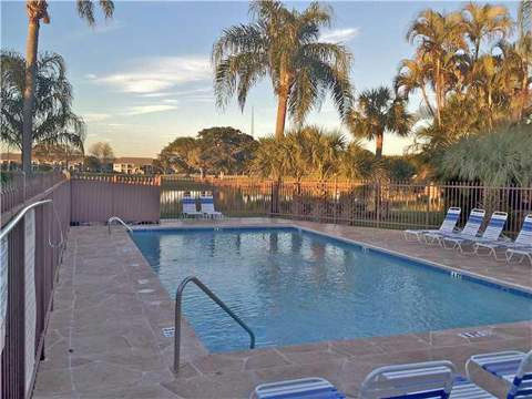 106 Azalea Circle, Boynton Beach FL - photo 15 of 16