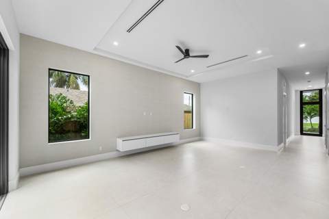 309 SE 6th Street, Delray Beach FL - photo 15 of 86