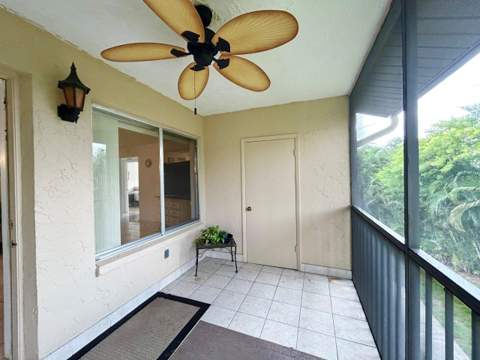 435 Pine Glen Lane #B-2, Greenacres FL - photo 17 of 33