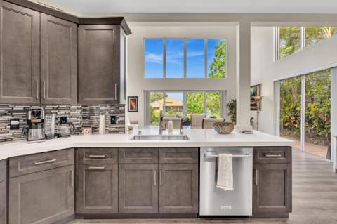 23281 Butterfly Palm Court, Boca Raton FL - photo 12 of 57