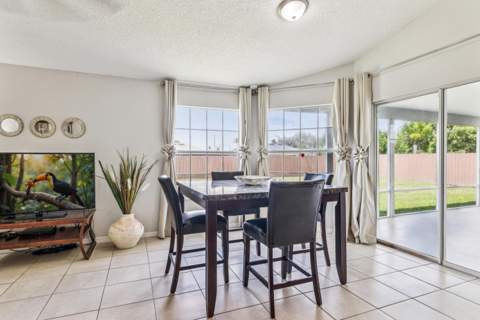 791 SW Hillsboro Circle, Port St. Lucie FL - photo 19 of 39