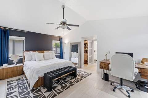 9701 NW 18th Court, Plantation FL - photo 17 of 34