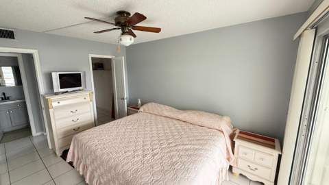 240 Southampton B #240, West Palm Beach FL - photo 19 of 34