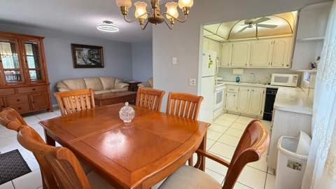 240 Southampton B #240, West Palm Beach FL - photo 20 of 34
