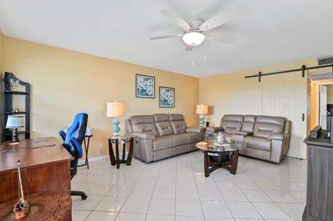 133 Somerset G, West Palm Beach FL - photo 22 of 22