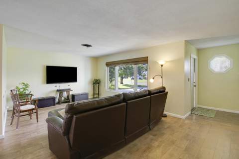 60 Camelia Circle, Tequesta FL - photo 8 of 64