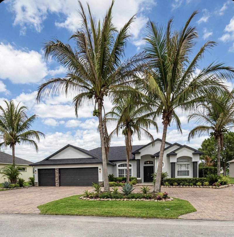 4 bedroom Single Family Residence at 2809 Serenity Circle, Palm Lakes Gardens, Fort Pierce — photo 3