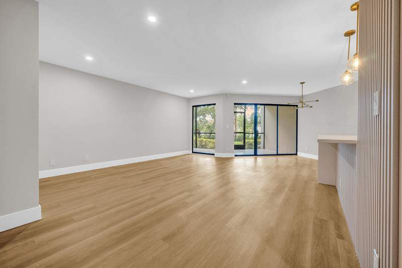 2 bedroom Condominium at 5701 Camino Del Sol #102, Camino Real Village Condo, Boca Raton — photo 4
