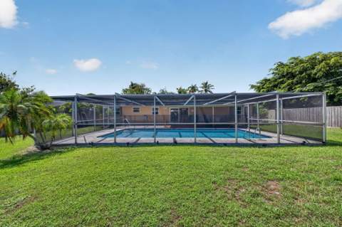 921 SE Flamingo Avenue, Stuart FL - photo 19 of 21