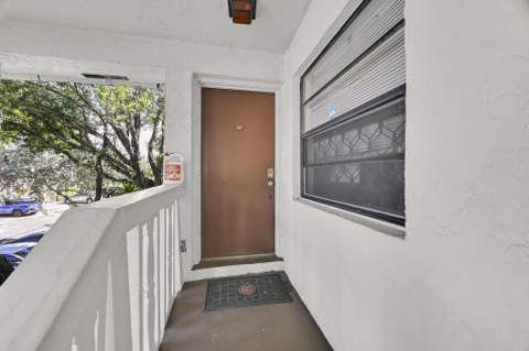 134 S Cypress Road #425, Pompano Beach FL - photo 23 of 44