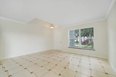 2203 SW 134th Avenue, Miramar FL - photo 7 of 43