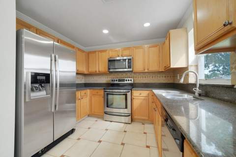 2203 SW 134th Avenue, Miramar FL - photo 13 of 43