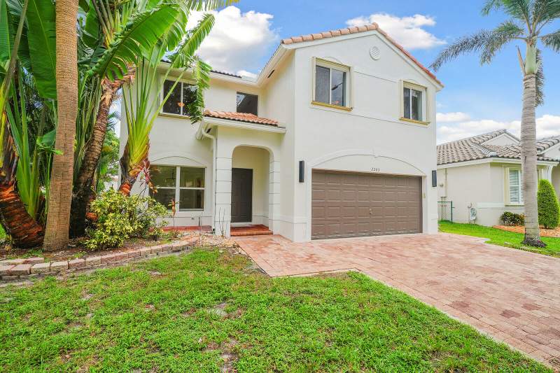 3 bedroom Single Family Residence at 2203 SW 134th Avenue, Pod 5 At Monarch Lakes, Miramar — photo 2