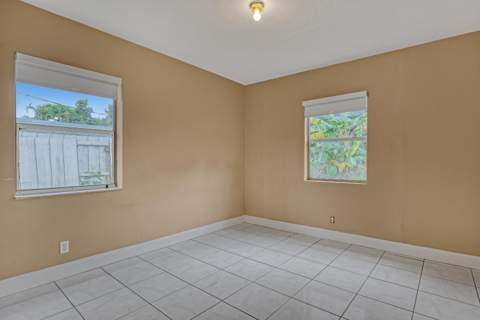 1627 4th Court, Boynton Beach FL - photo 17 of 25